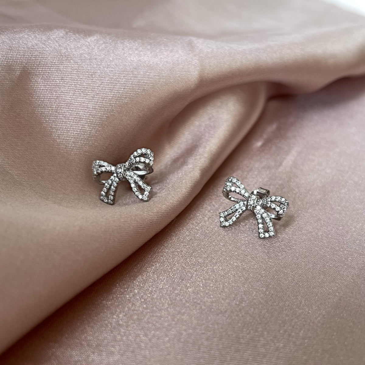 [XXX]Dainty Bow Shape Earrings