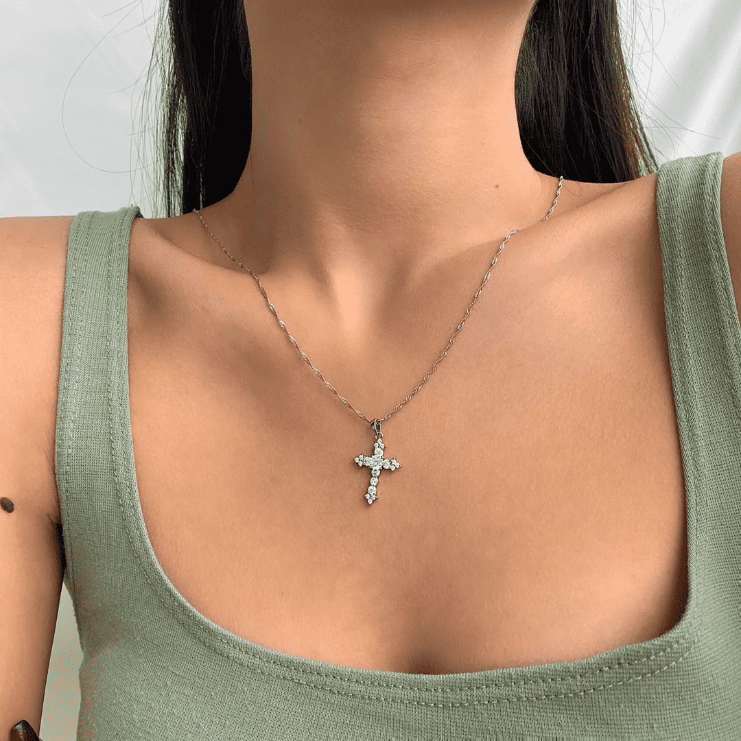 [XXX]Delicate Cross Shape Necklace