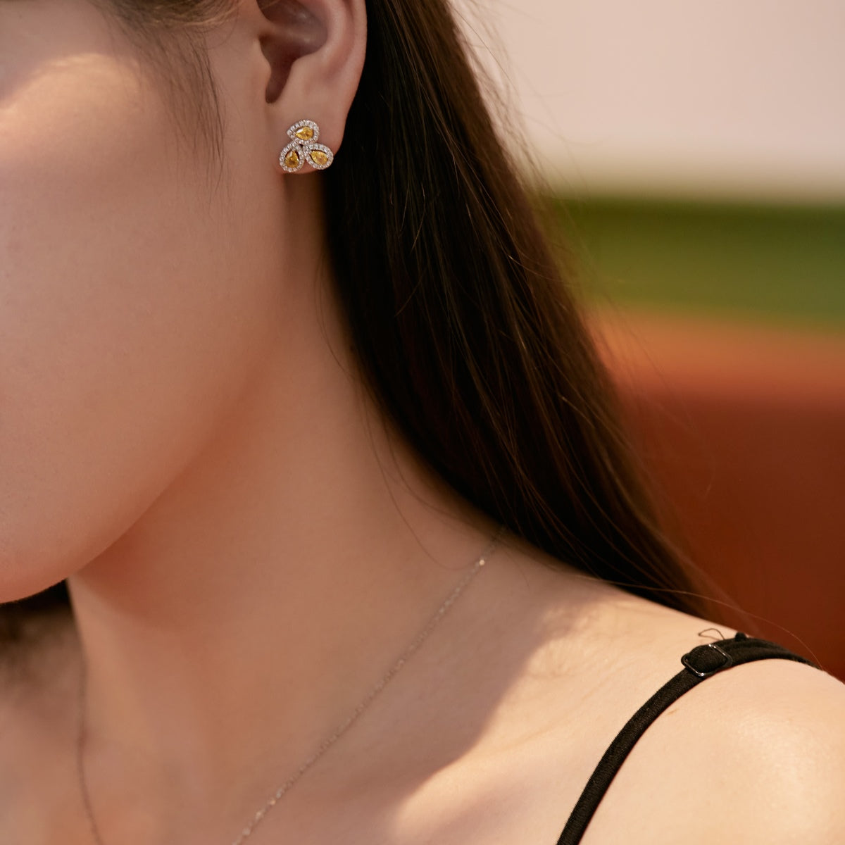 [XXX]Ornate Flower Shape Pear Cut Lover Earrings