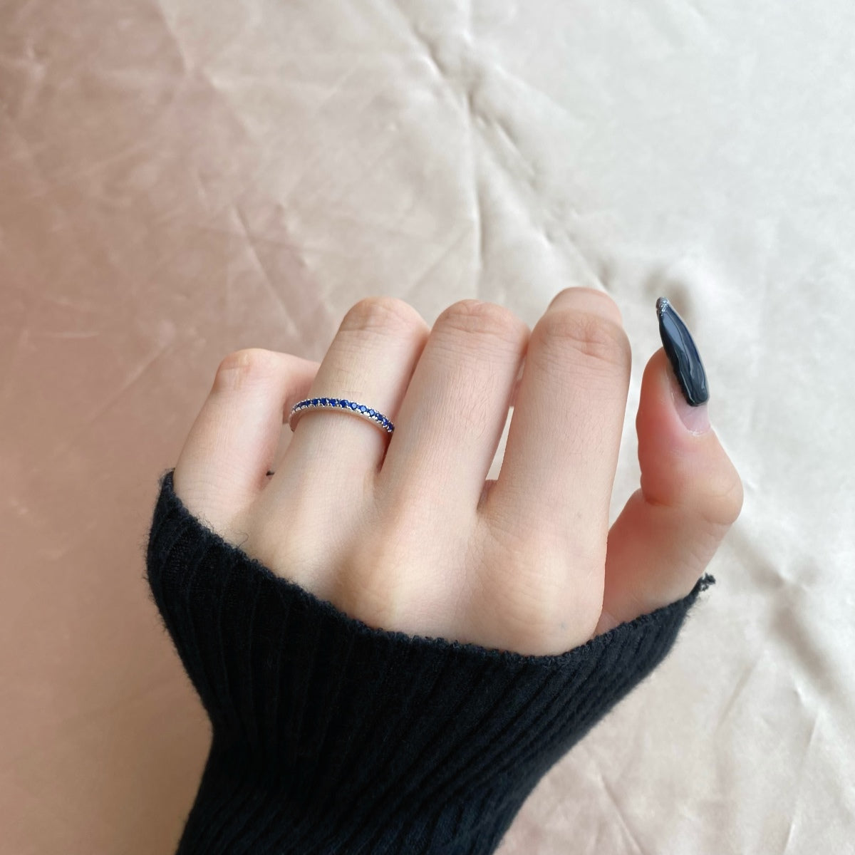 [XXX]Delicate Sparkling Round Cut Daily Ring