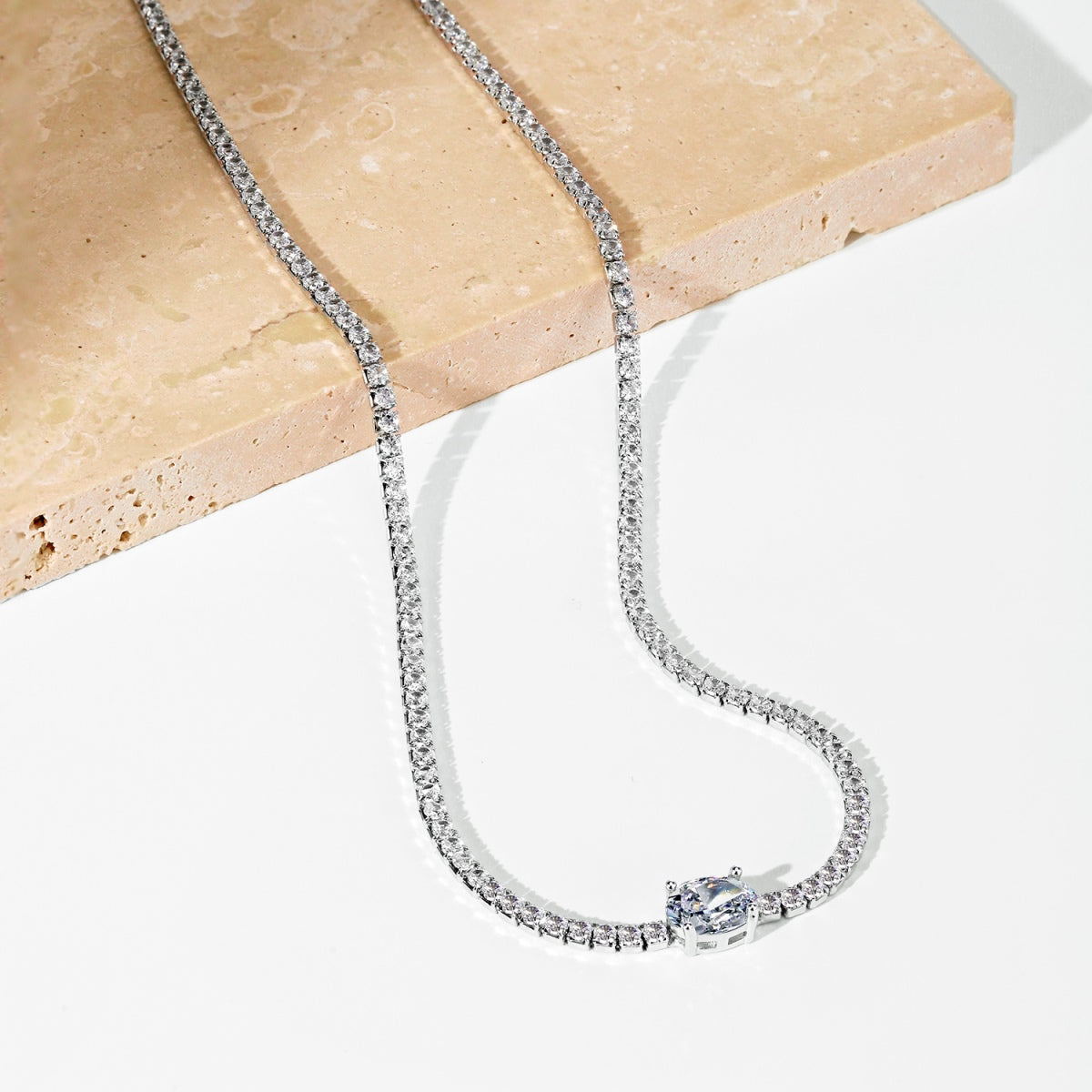 [XXX]1.0 Carat Shining Oval Cut Necklace