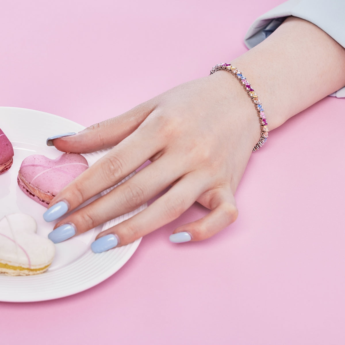 [XXX]Pulsera de fiesta adornada con brillantes y múltiples cortes