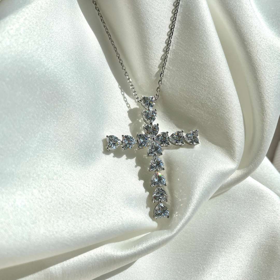 [XXX]Radiant Cross Shape Necklace