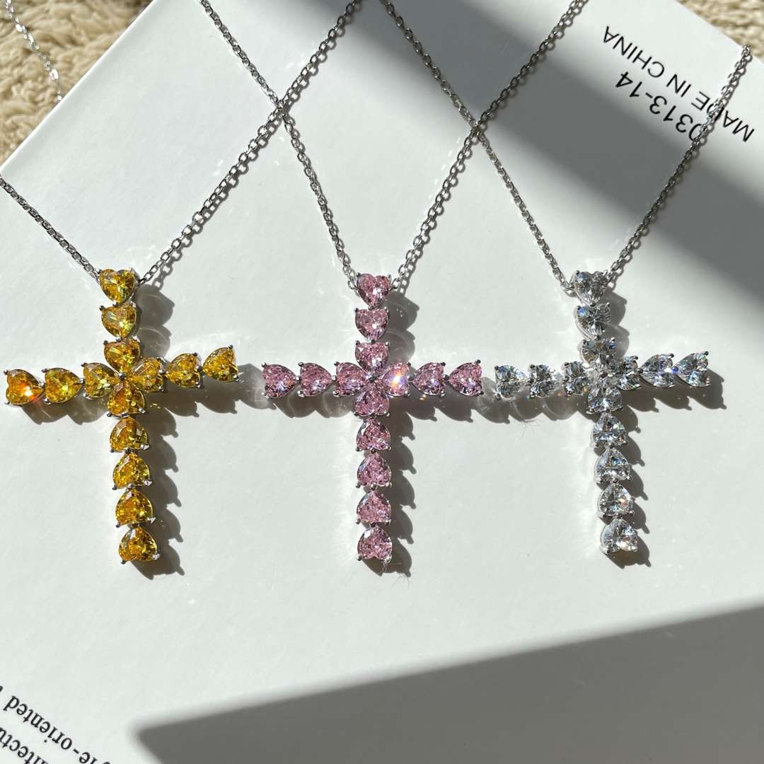 [XXX]Radiant Cross Shape Necklace