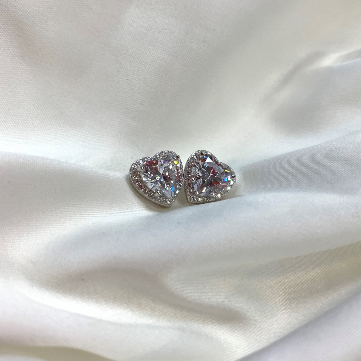 [XXX]Sparkling Heart Shape Lover Earrings