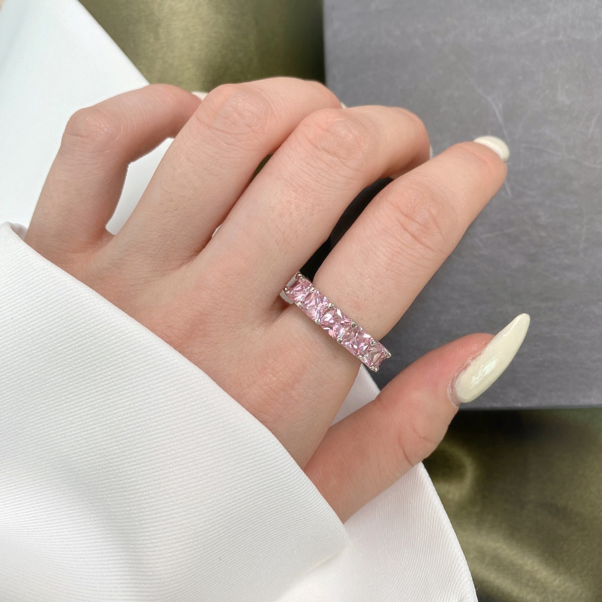 [XXX]Elegant Princess Cut Tennis Ring