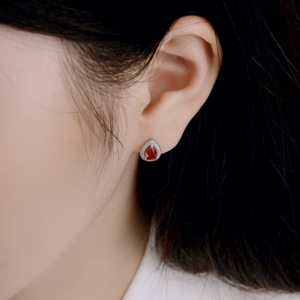 [XXX]Luxurious Water Drop Shape Earrings