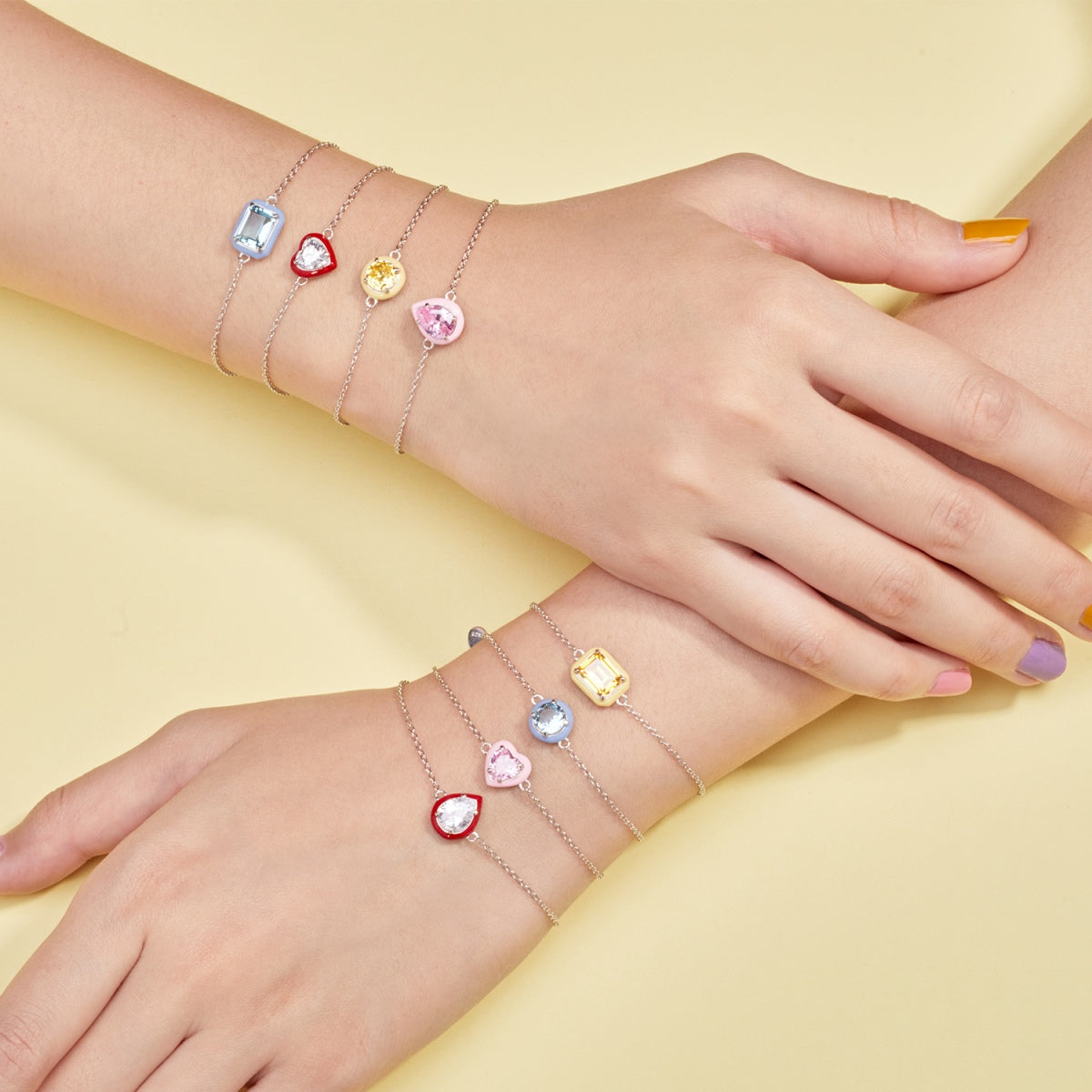 [XXX]2,0 Karat funkelndes buntes Smaragdschliff-Tagesarmband