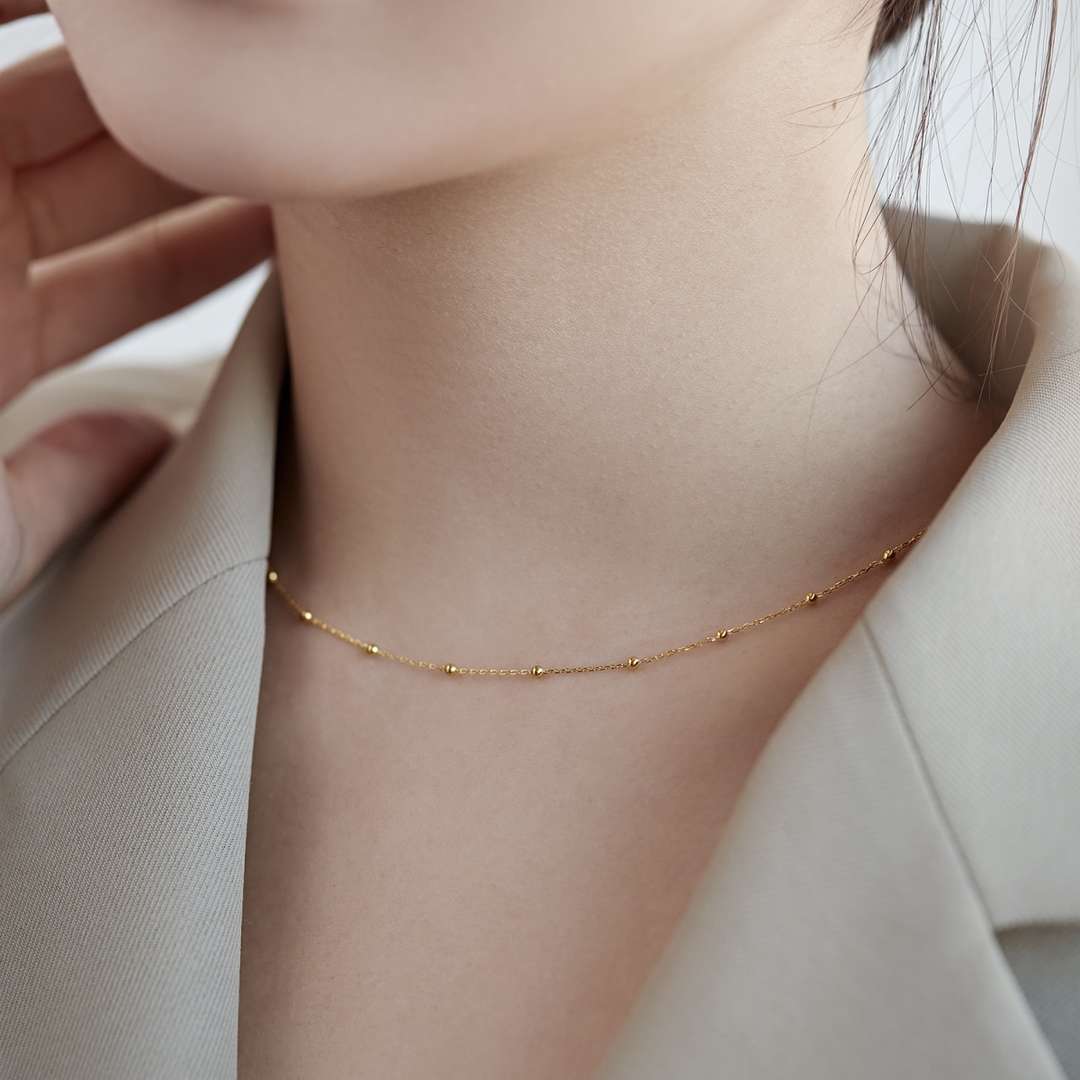 [XXX]Collar sencillo con cadena de clavícula y cuentas pequeñas