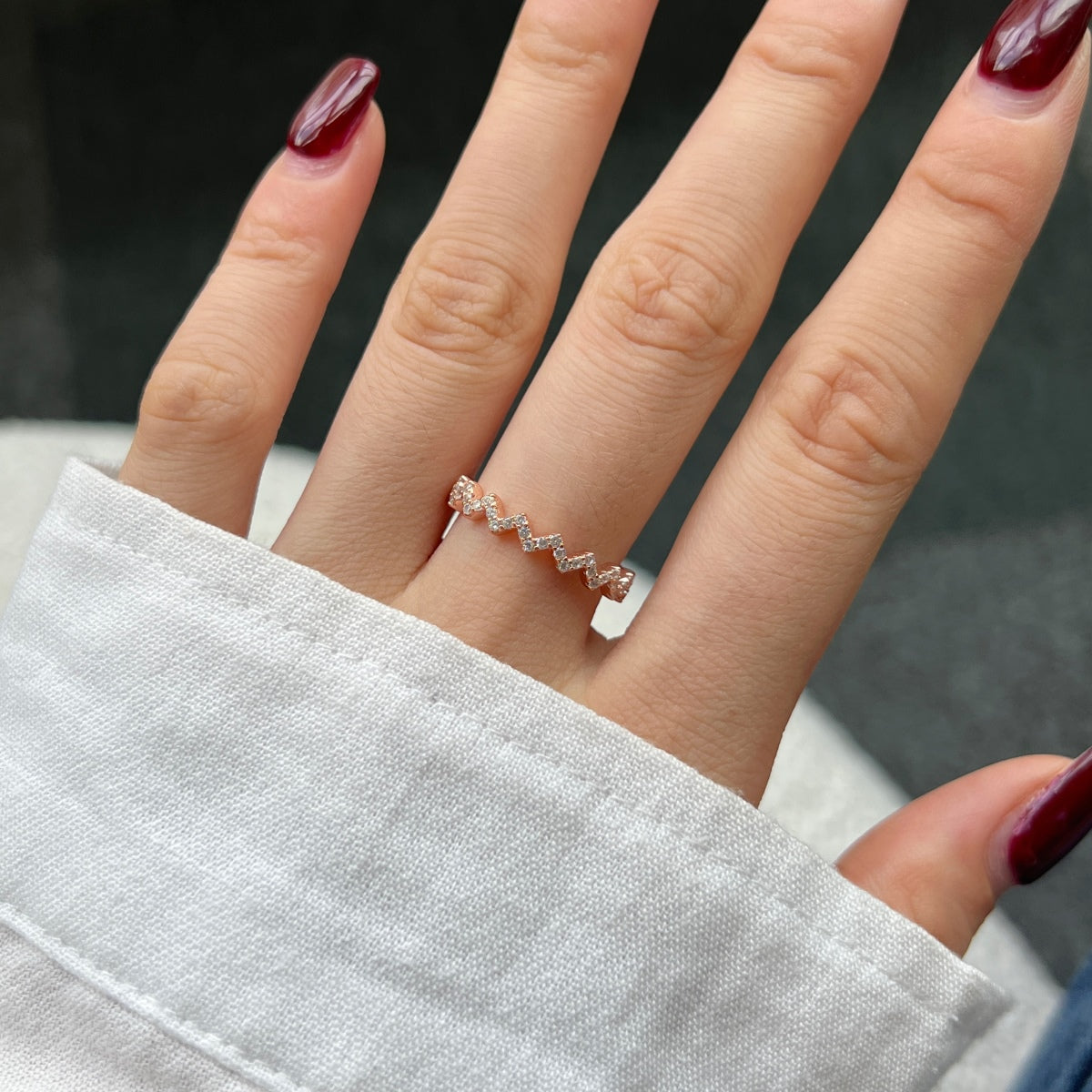 [XXX]Delicate Enchanting Wave Shape Daily Ring