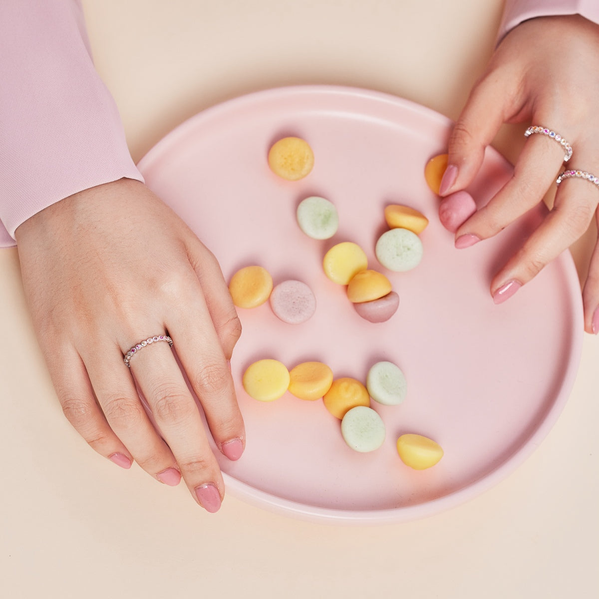 [XXX]Radiant Sparkling Round Cut Daily Ring