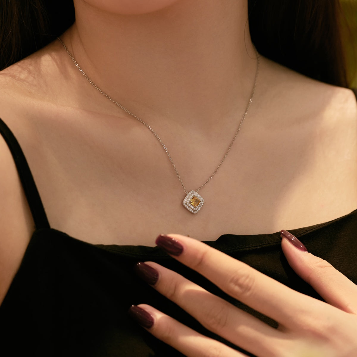 [XXX]Collar brillante de talla Asscher