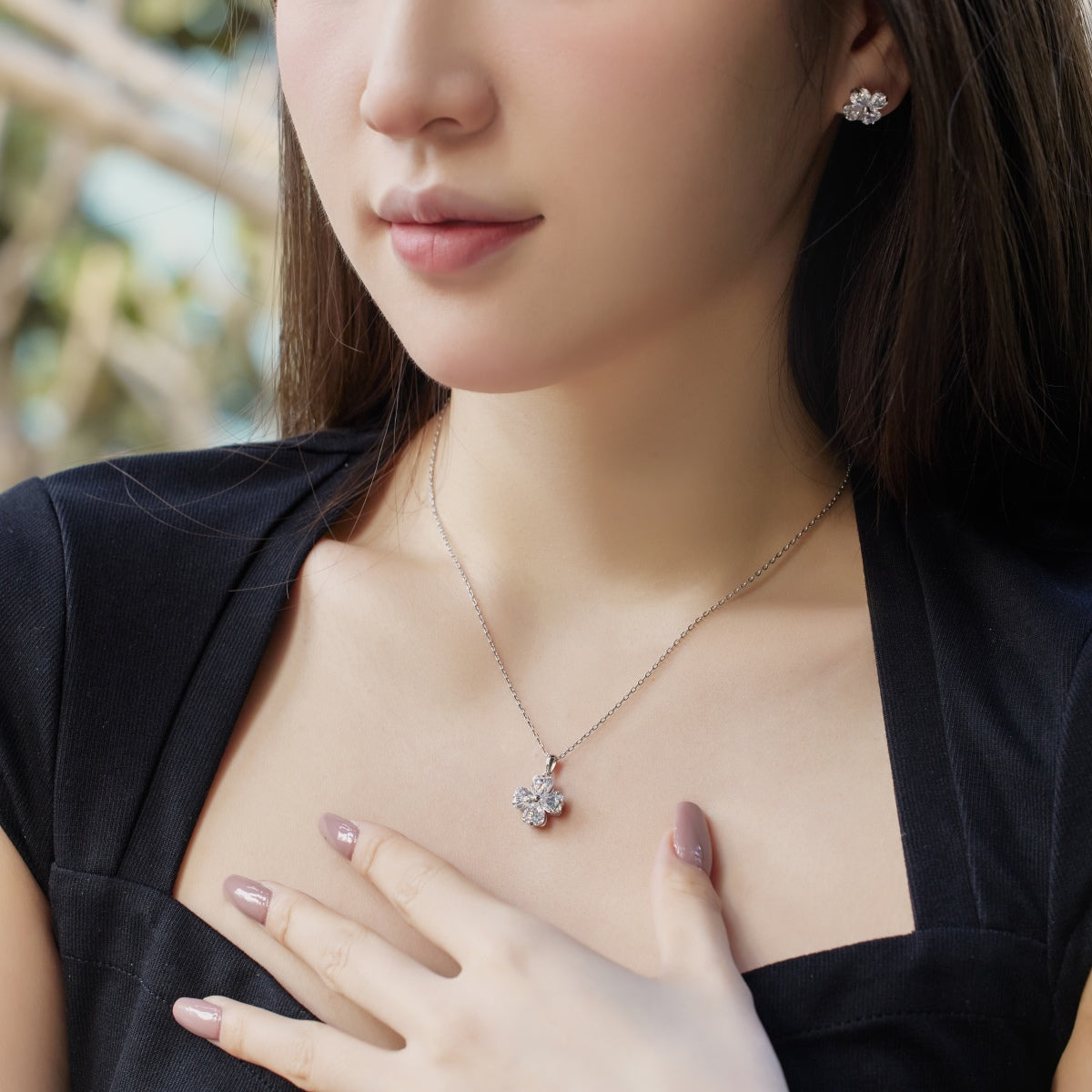 [XXX]Heart-Shaped Four-Leaf Clover Bead Necklace