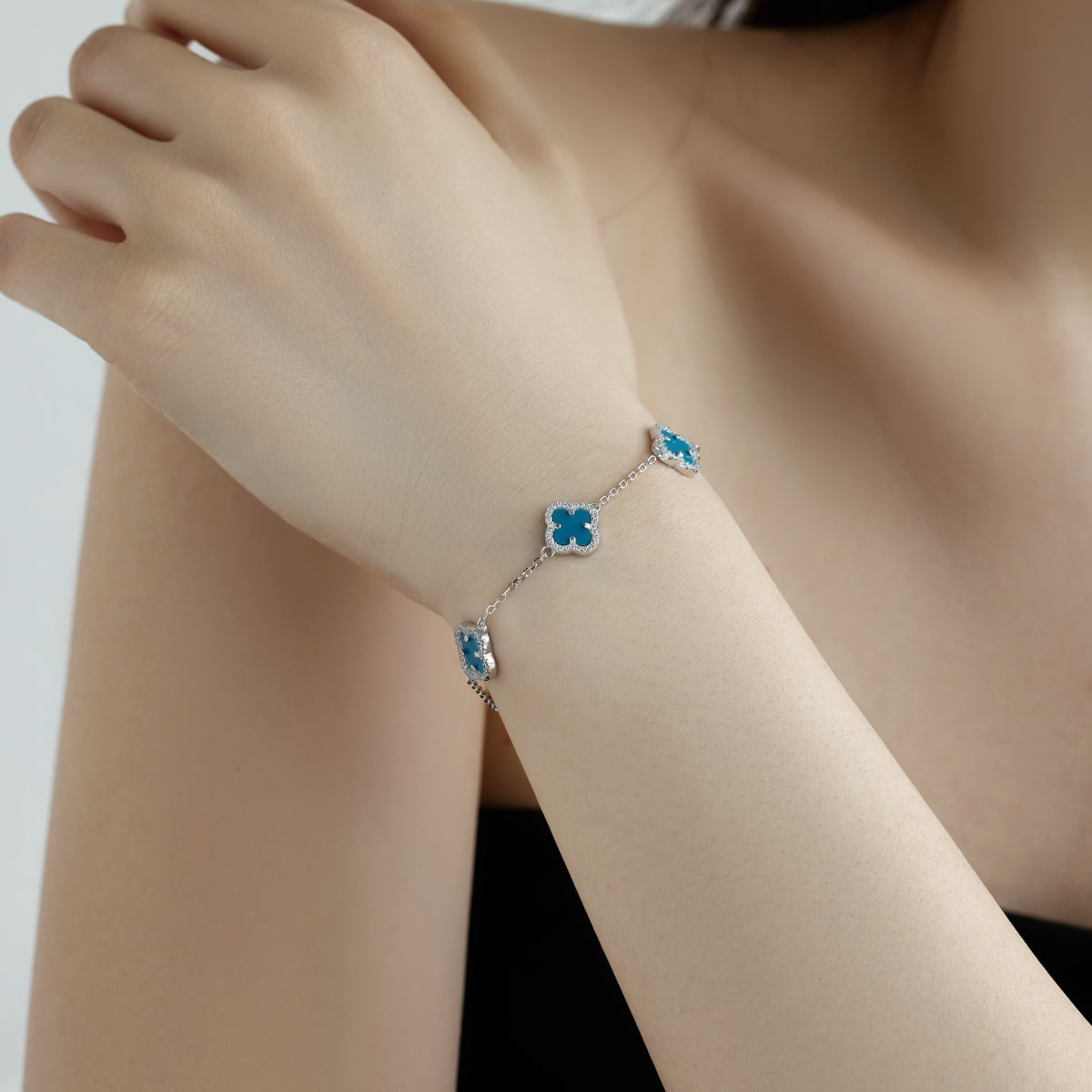 [XXX]Exquisites Armband mit vierblättrigem Kleeblatt