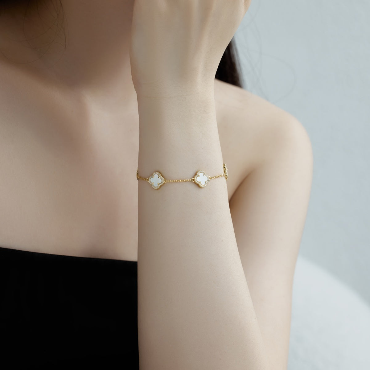 [XXX]Four-Leaf Clover Exquisite Bracelet